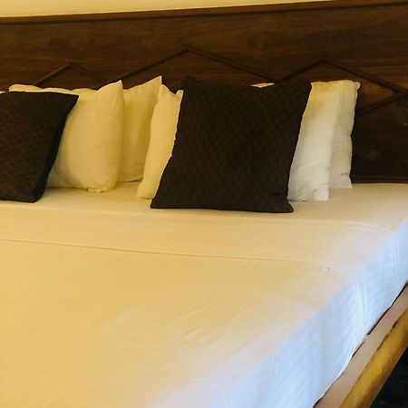 Landa Holiday House Белиулойя Экстерьер фото
