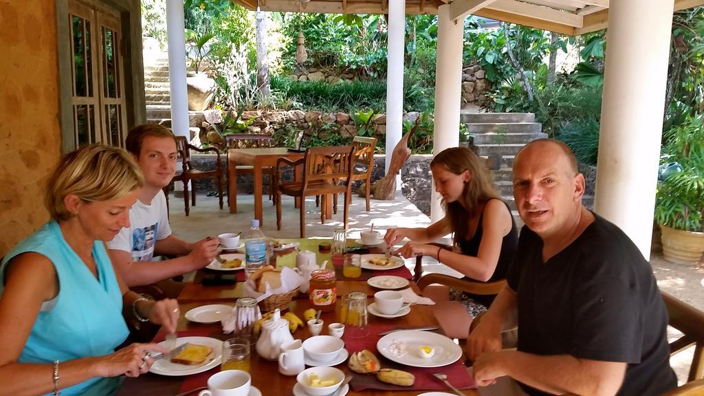 Landa Holiday House Белиулойя Экстерьер фото