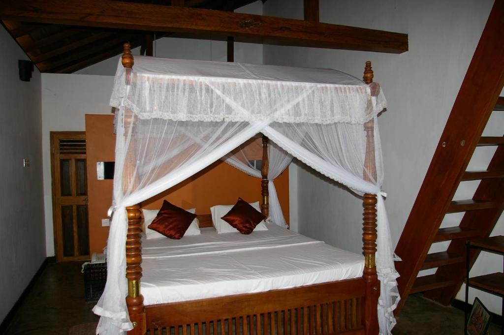 Landa Holiday House Белиулойя Номер фото